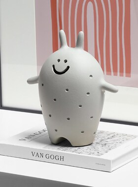 新品奶油风可爱萌宠摆件儿童w房卧室床头柜电视柜客厅玄关家居软