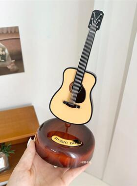 古典管弦乐器吉他大提琴小号留声机音乐盒房间摆件八音盒家居装饰