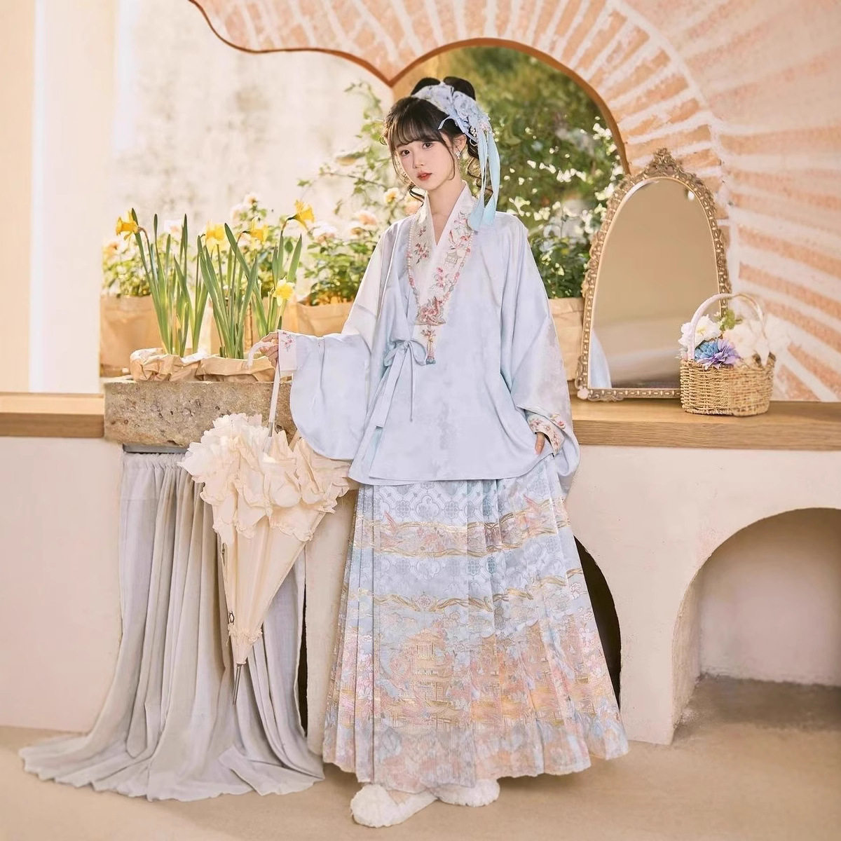 新中式燕云亭原创汉服明制琵琶袖织金马面裙汉洋折衷套装2025新款,淘宝优惠券,粉丝福利购,淘宝优惠卷