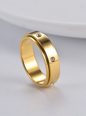 亚马逊爆款 不锈钢情侣戒指 镶钻旋转可转动男士指环钛钢素圈