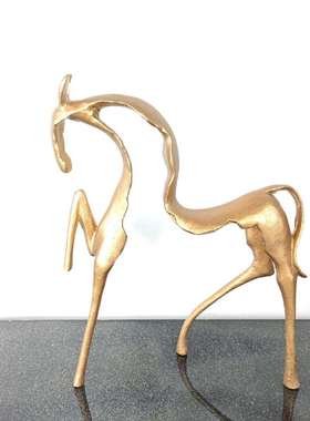 意马摆件家居创客厅公关玄电视柜办室家居装饰/摆件