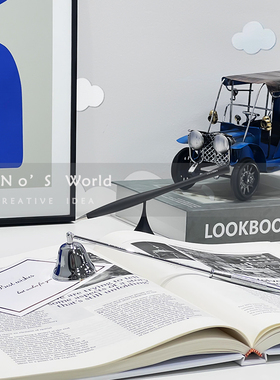 儿童房摆件男孩样板间软装情绪稳定蓝色主题装饰老爷车饰品永恒笔