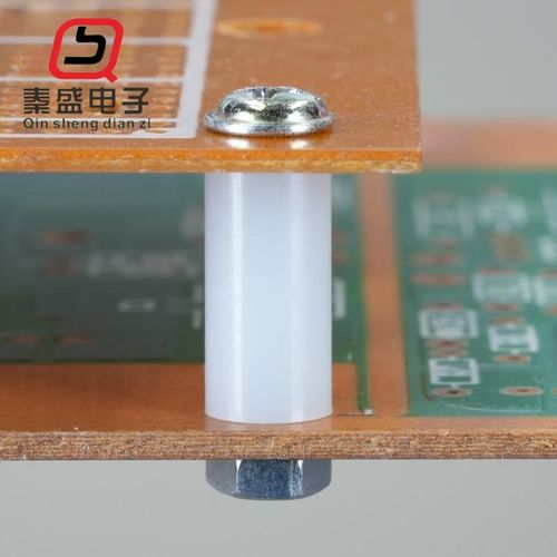 10-7尼龙直通柱 圆体PC板隔离柱 塑料垫高柱 空心间隔柱 绝缘柱 - 图1