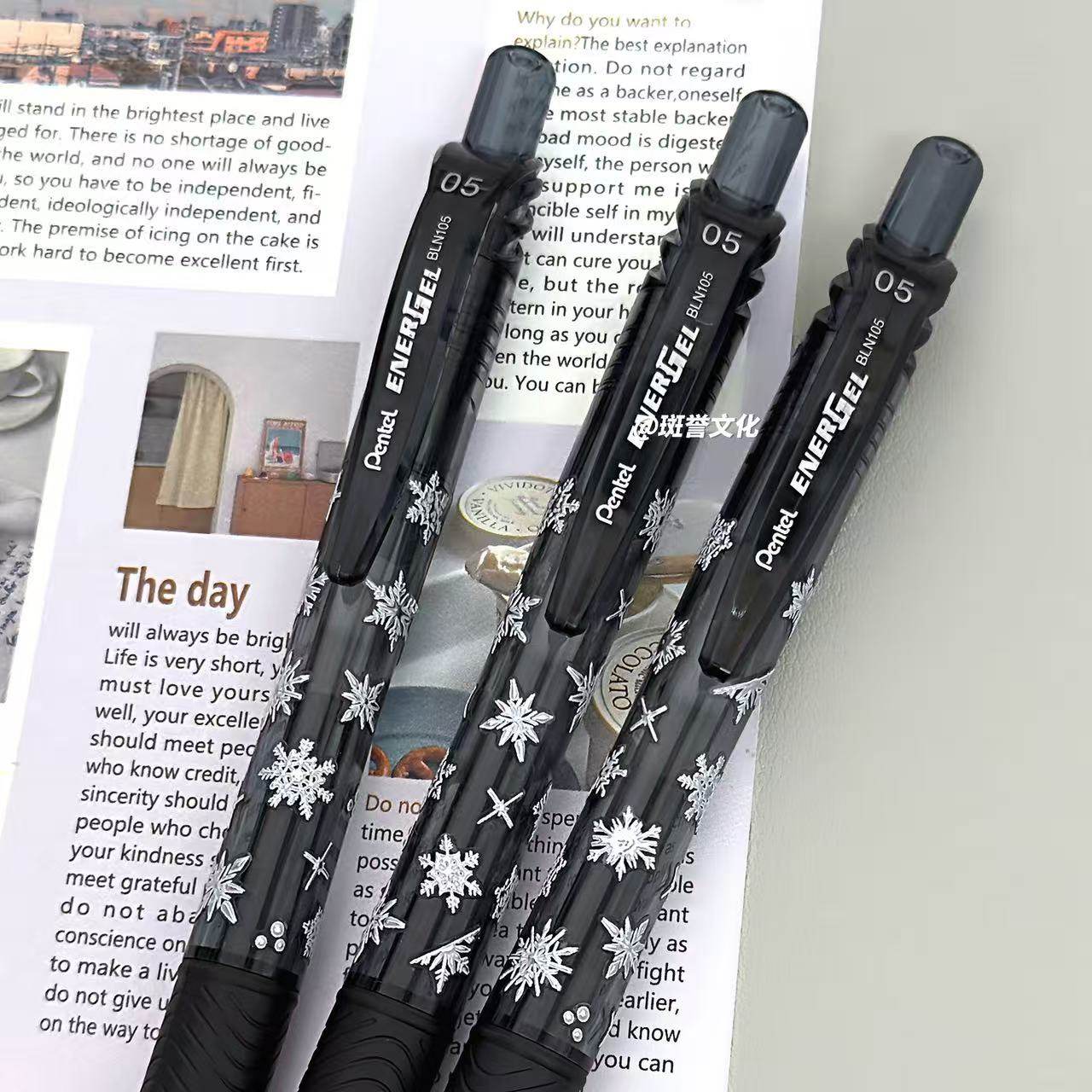 日本pentel派通BLN-105中性笔冬日雪花DIY限定速干ins刷题日系0.5学生用考试笔黑色0.5mm针管笔尖ins风 - 图3