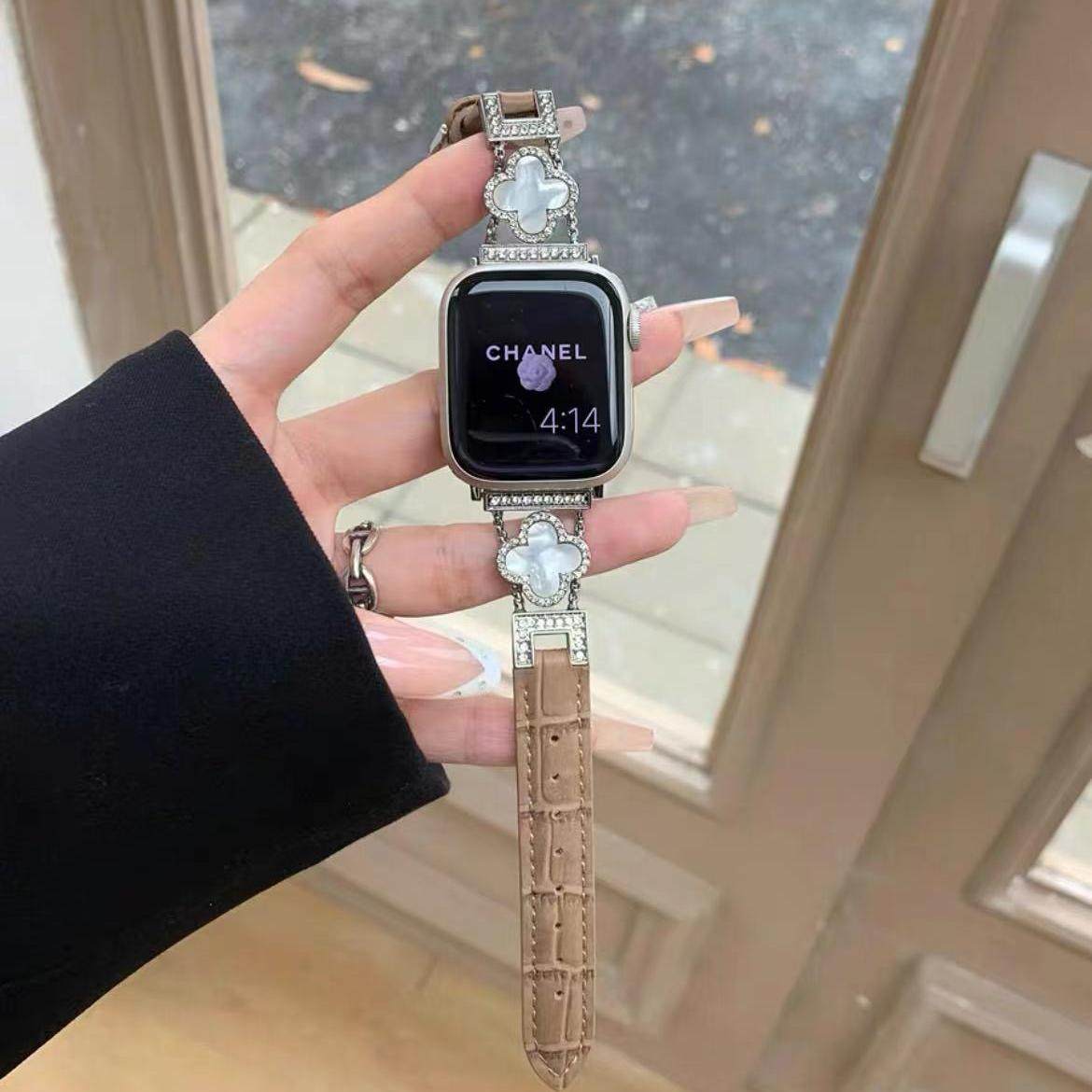 适用华为fit3表带小香风镶钻四叶草真皮表链watchFit2高级女iwatchS10/9/8/7/6/5代se秋冬45mm头层皮41mm腕带,淘宝优惠券,粉丝福利购,淘宝优惠卷