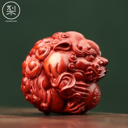 梨香院 貔貅抱球手把件 印度小叶紫檀木有求必应文玩盘玩手玩把件 - 图0