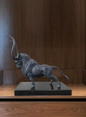 现代客厅办公室书房摆件冲牛年气铜牛摆件天家居摆台铸铜现牛牛货