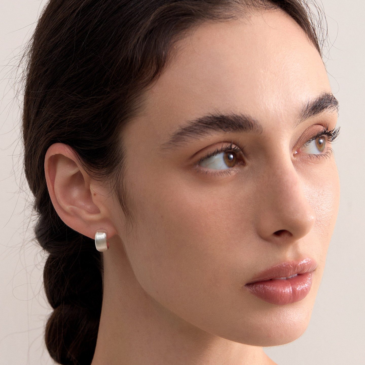 YETYIT也缇 丝光系列纯银经典百搭轻奢高级拉丝S925纯银c圈耳环,淘宝优惠券,粉丝福利购,淘宝优惠卷