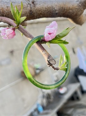 极速货不多冰底阳绿色天然俄罗斯碧玉叮当镯手Q镯女款玉器镯子饰