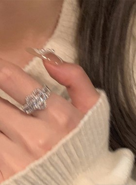 速发爱心高级感交叉锆石戒指女ins小众设计感食指戒轻奢精致开口