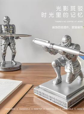 办公桌摆件装饰品办公室桌面高级感小众高档工位笔架骑士男生礼物