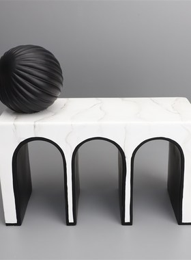 创意黑白M桥艺术摆件 家居书房客厅电视柜软装饰品U树脂工艺品摆