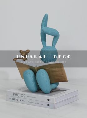 简约欧式看书小兔老鼠趣味卡通摆件样板间儿童房书房卧室软装饰品