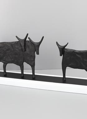欧式轻奢黑色铸铁牛雕塑摆件样板房售楼部玄关电视柜客厅装饰