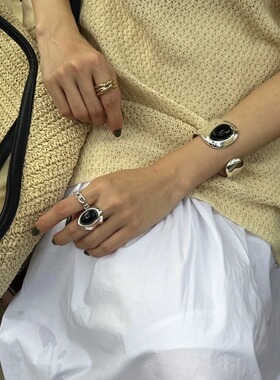 马总同款黑曜石开口宽面手镯女
