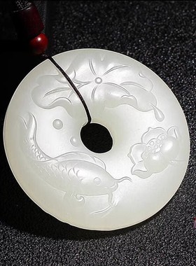 天然玉石吊坠连年有余平安扣挂件男女款玉项链玉饰生日礼物送女友