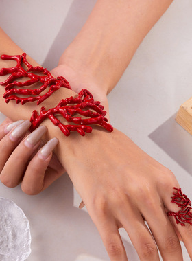 新品时尚不规则红色珊瑚戒指手镯组合套装女欧美夸张嘻哈手饰