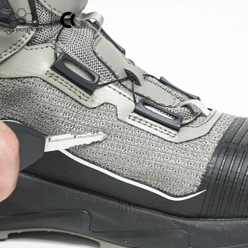 CC summer motorcycle riding boots are breathable and non-slip