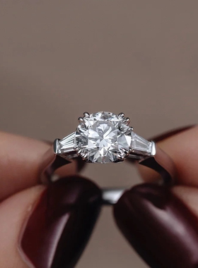 莫桑戒指2克拉三生石钻梯方钻