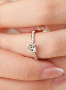 莫桑戒指75分公主方钻满镶