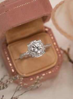 莫桑戒指1克拉经典钻百搭