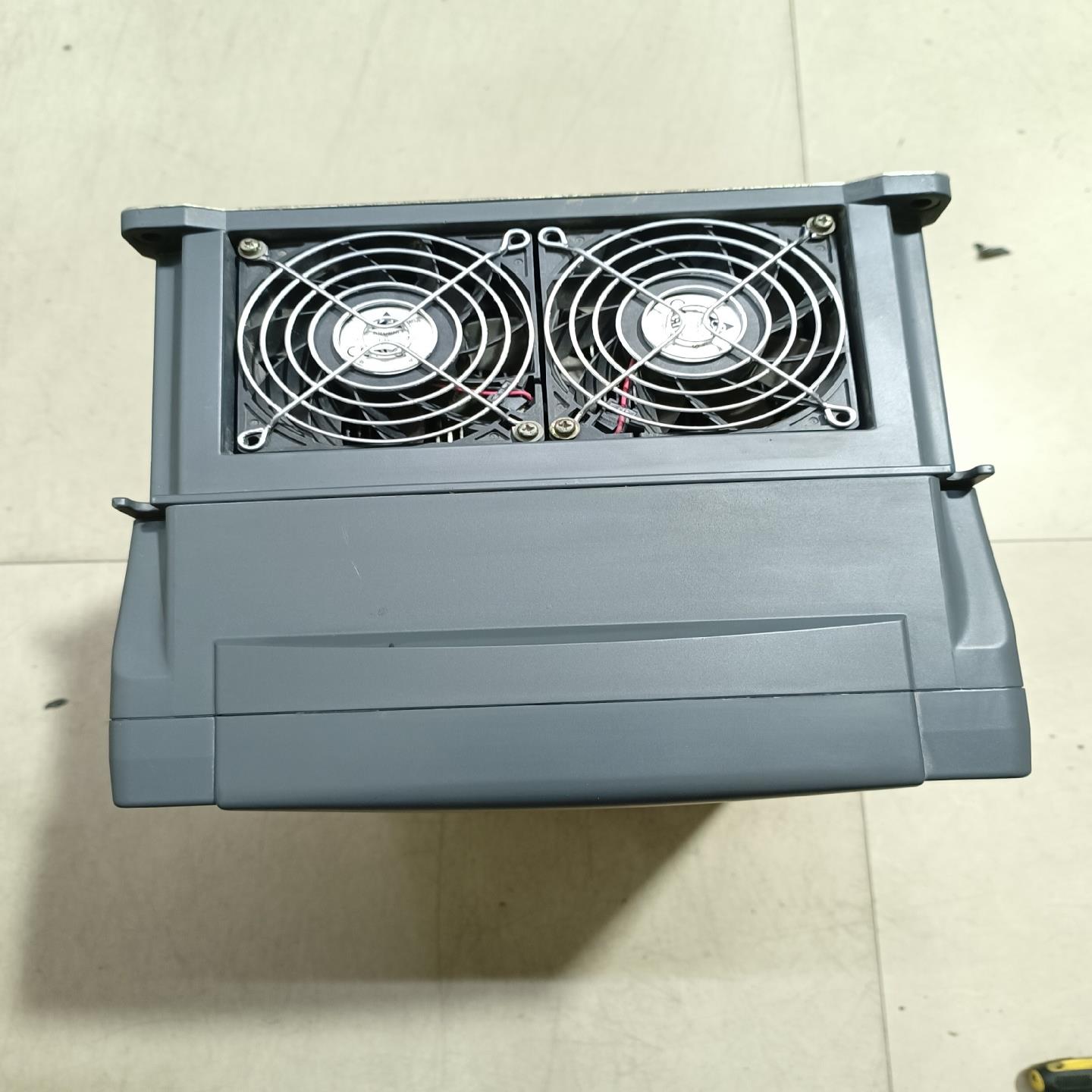 (询价)英威腾变频器22KW，GD300-01-022G-4，拆 - 图1