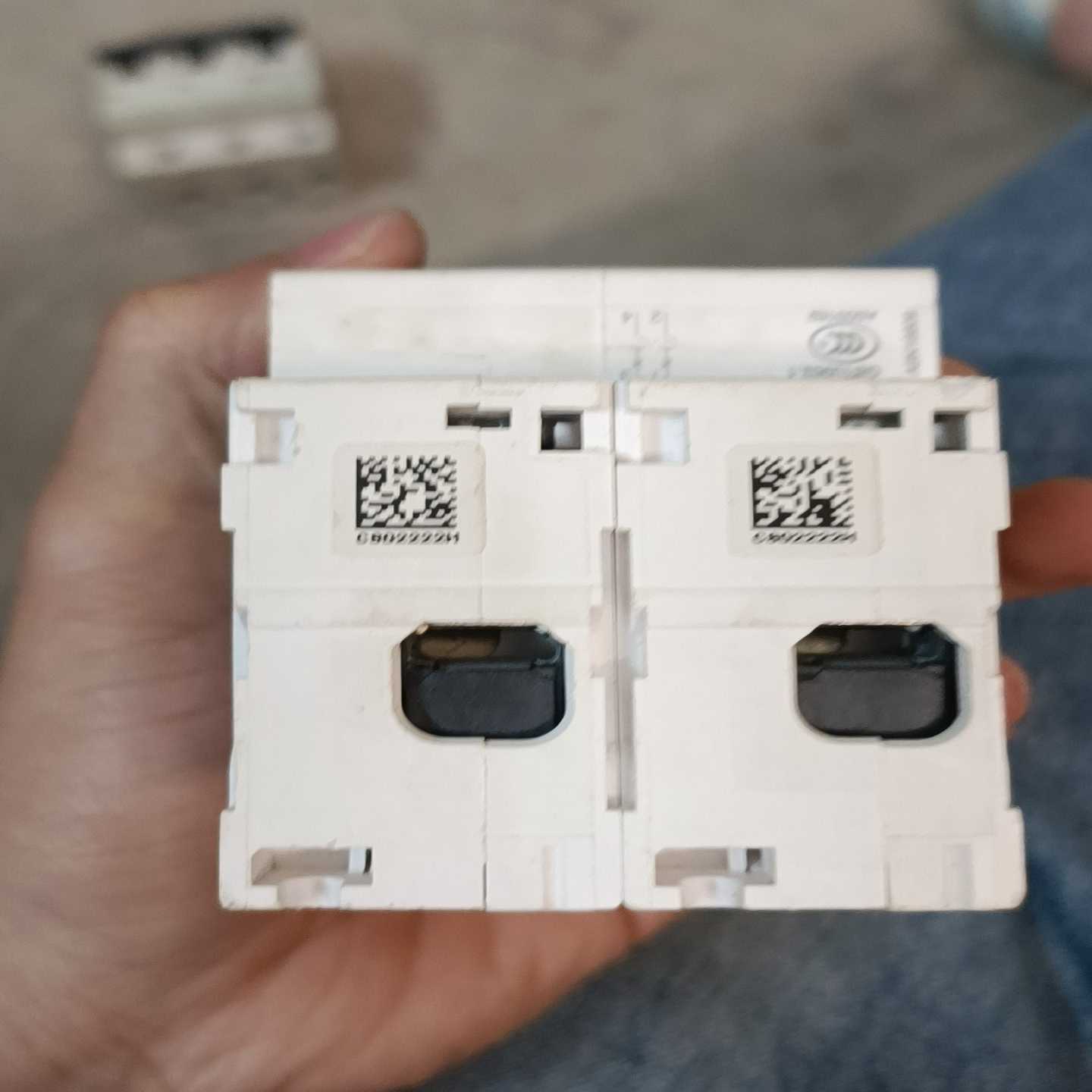 A9N19821Acti9C120HC80A询价 - 图3