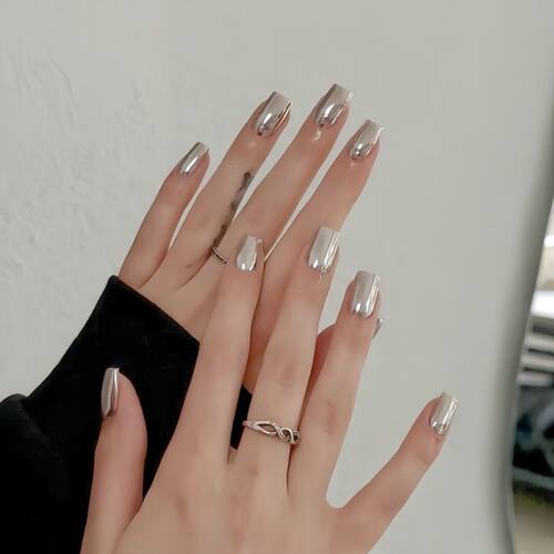 短款穿戴甲冰透银色爆闪电镀成品美甲贴片自然显白指甲贴片 - 图1