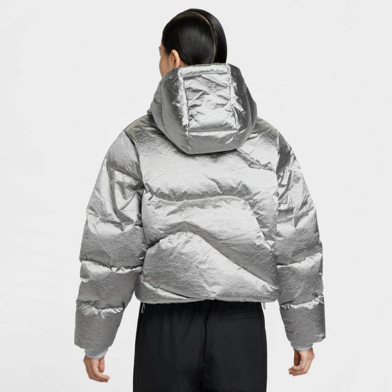 滔搏NIKE耐克女子暖钩系列运动休闲保暖连帽羽绒服外套IB2004-095,淘宝优惠券,粉丝福利购,淘宝优惠卷