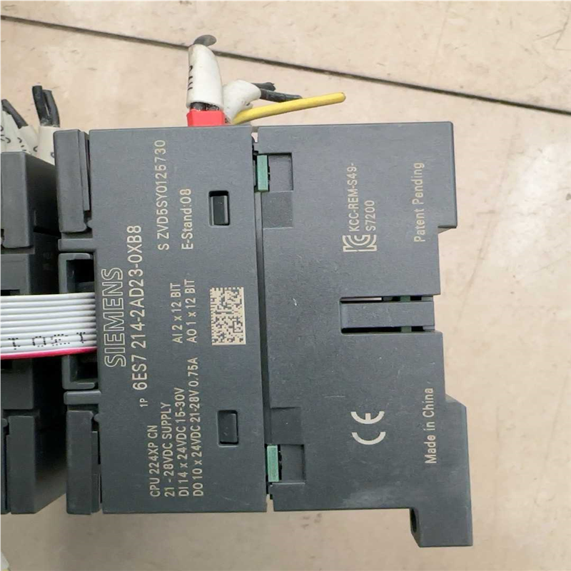 214-2AD23-0XB8 235-0KD22-0XA8【侨报商行】 - 图1