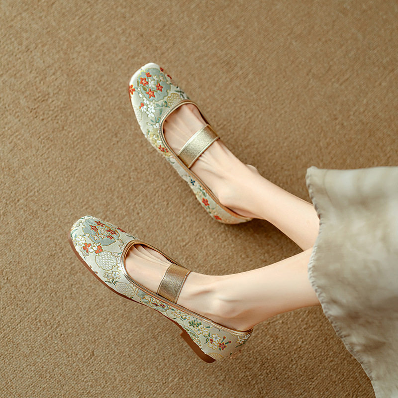 新中式国风浅口单鞋女2025春季新款平底鞋配裙子印花软底玛丽珍鞋,淘宝优惠券,粉丝福利购,淘宝优惠卷