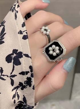 原 非市场版 复古秘境方形黑色珍珠花朵开口戒指镀纯银女轻奢小众