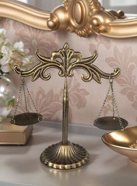 铁艺天平摆件复古装饰模型北欧风格创意天秤座道具金属桌面可拆卸