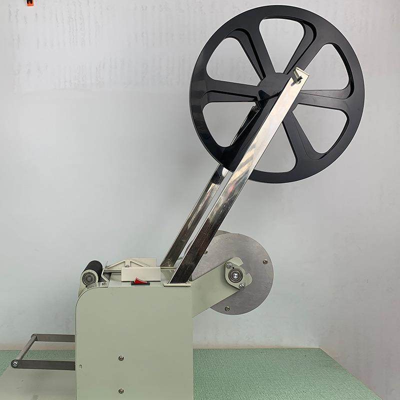 辅助送料机松紧带送料机辅助送料机服装加工辅助设备,淘宝优惠券,粉丝福利购,淘宝优惠卷