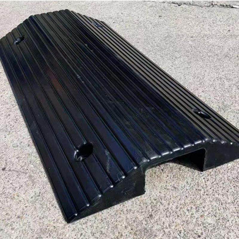 桥型过线 线槽门槛垫双斜坡路沿坡线 线缆护槽门坎垫汽车斜坡垫减 - 图1