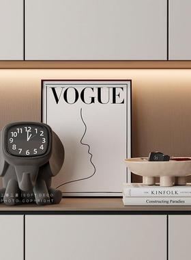 现代简约入户玄关植绒时钟摆件客厅桌面电视柜钟表摆放式家居饰品