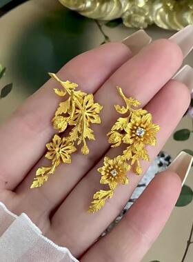 爆款一花一叶耳饰女古法黄金色树枝元素时尚个性耳坠首饰品