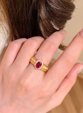 小红书爆款拉丝鸽子蛋戒指女中古vintage闪钻宽版排珠红宝石指环