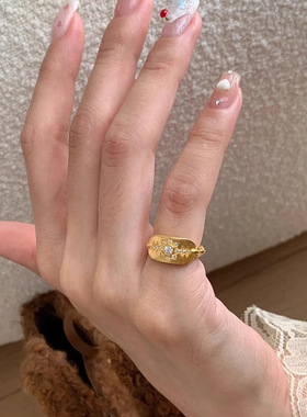 小红书爆款星灿盾牌戒指2025新款古法拉丝六芒星点钻指环