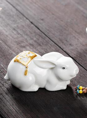 十二生肖兔摆件可爱小白兔玉兔家居桌面装饰品陶瓷兔子兔年吉祥物