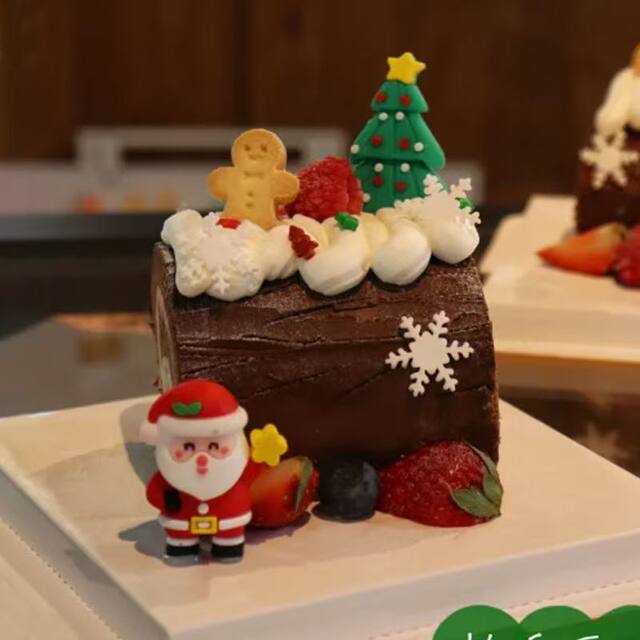 Christmas Gingerbread Men Cocoa Butter Cookies