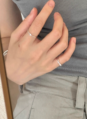 日系小鱼女士可调节银戒指