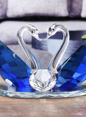 水晶新款天鹅送结婚的礼物闺蜜新婚创意实用个性浪漫客厅酒架摆件