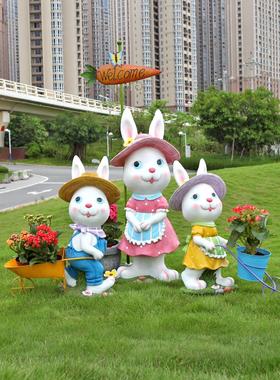 户外花园庭院装饰幼儿园兔子摆件卡通动物玻璃钢雕塑园林景观小品