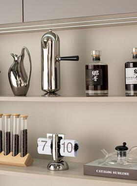 现代轻奢样板间厨房咖啡主题摆件样品屋展示中心水吧台接待处接待