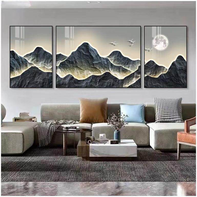 客厅沙发背景墙三联壁画山水画新中式装饰画轻奢高级感迎客松挂画