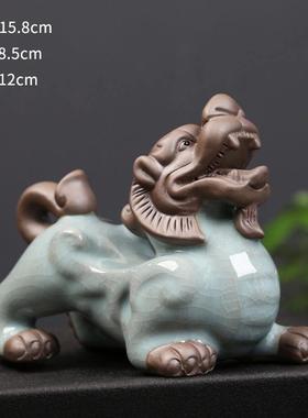 陶瓷招财貔貅摆件一对家居客厅办公室桌面装饰品瑞兽麒麟茶宠可养