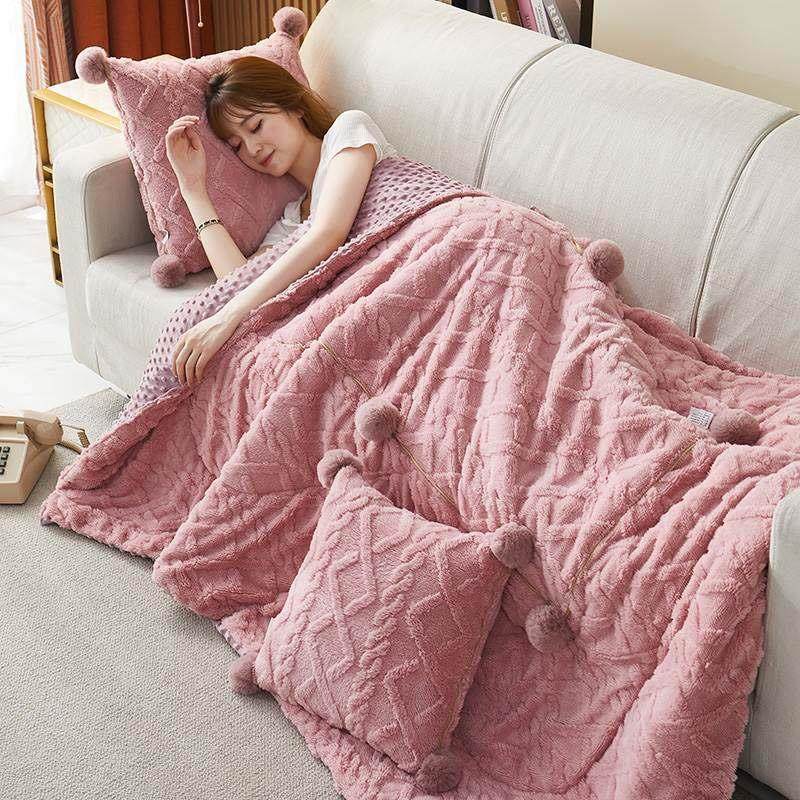 汽车上办公室保暖靠垫枕头被毯冬纯色双面加厚珊瑚绒抱枕被子两用,淘宝优惠券,粉丝福利购,淘宝优惠卷