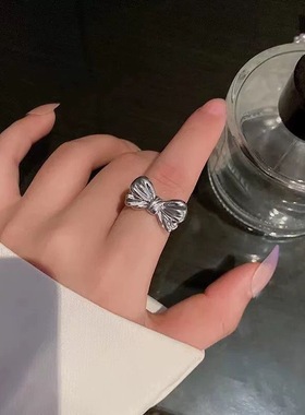 爆款ins潮棋盘格爱心戒指女日韩小众设计百搭嘻哈个性酷飒食指戒