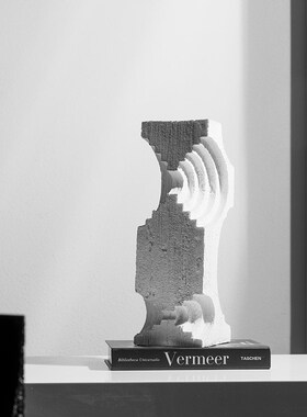 现代简约创意木纹做旧复古异型创意艺术装饰品样板间软装家居摆件